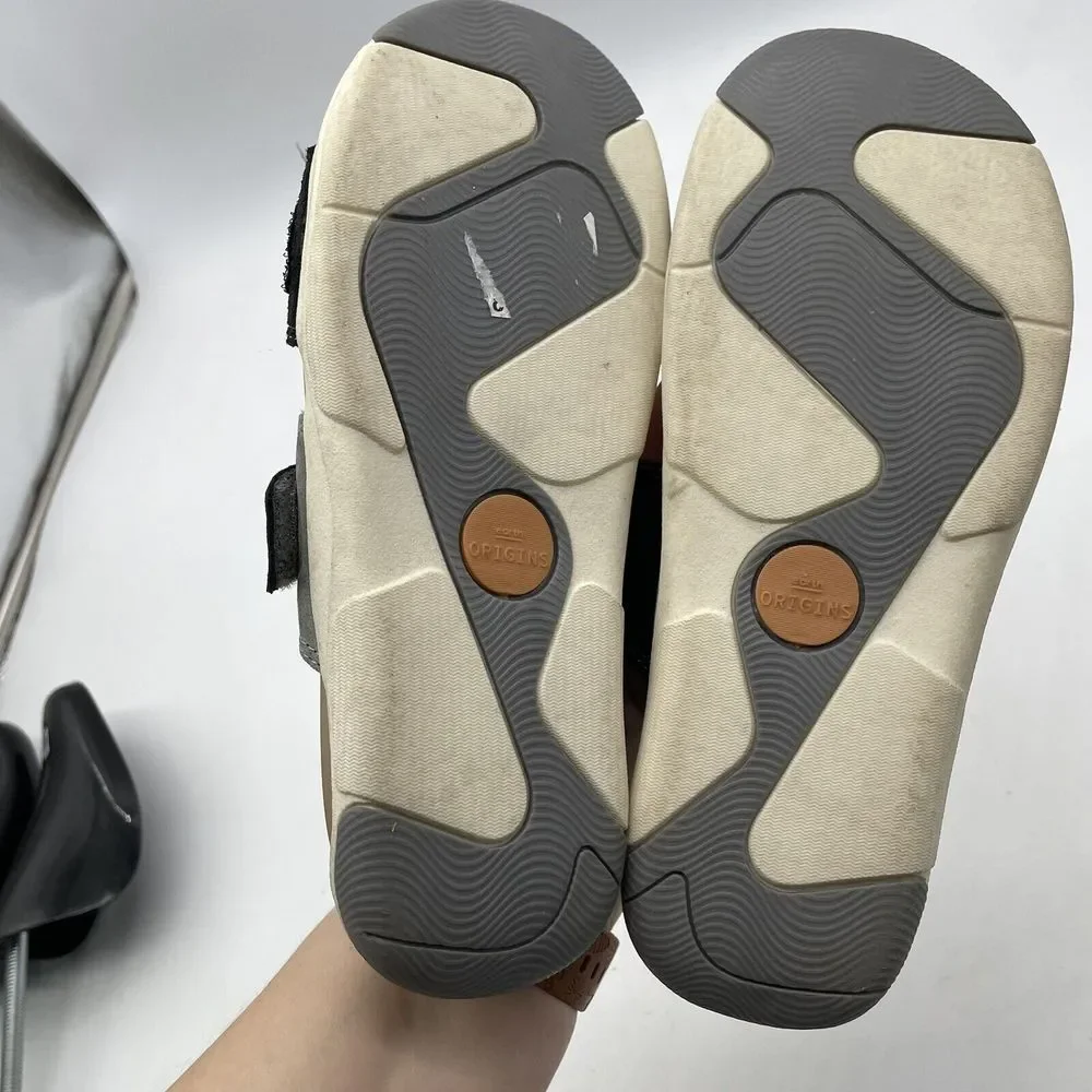 Earth Origins Grey | Black Vesper Slip On Slides Size 6.5 Strappy Sandals‎